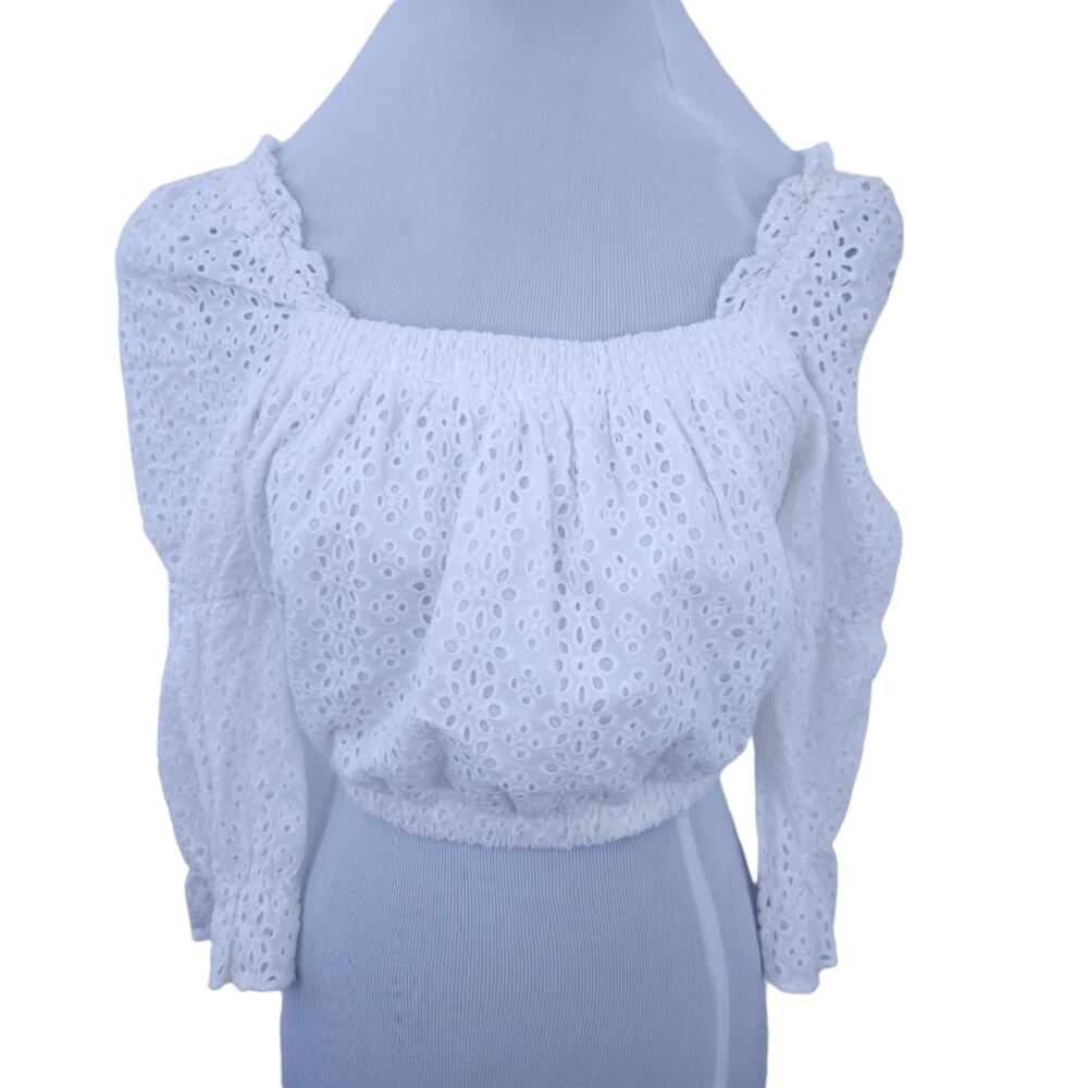 Wild Honey Cropped Shirt White Eyelet Size Medium Summer, 3/4 Sleeves Top